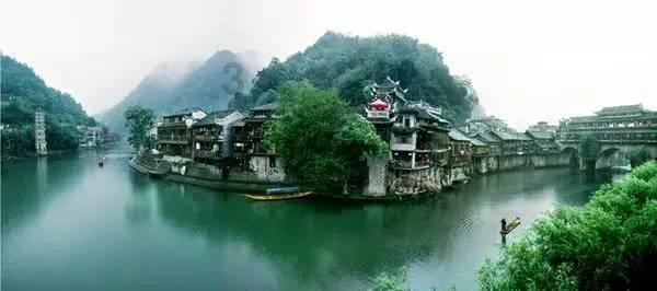 我市开展医务人员无偿献血月活动
